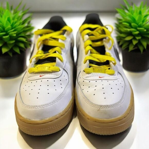 Nike Air Force 1 LV8 GS 'Go the Extra Smile' DO5854-100 Size 6.5Y 8W - Picture 2 of 6